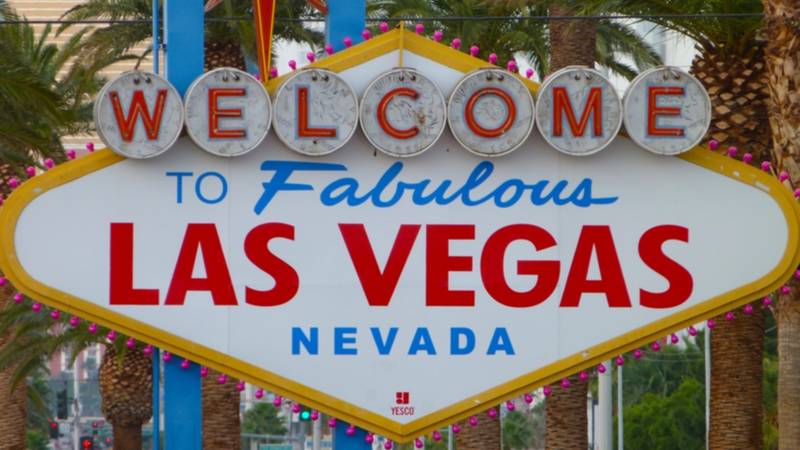 Sin City is the ideal place for a bachelor weekend, and adding escorts into the mix guarantees a good time! Here's how to plan an epic Las Vegas bachelor party.